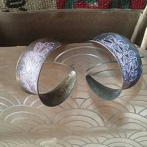 Antique bronze metal hoops